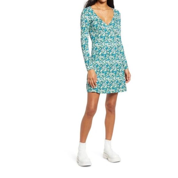 bp Dresses & Skirts - BP floral mini dress